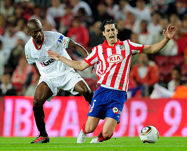 次互有领先 次互有领先